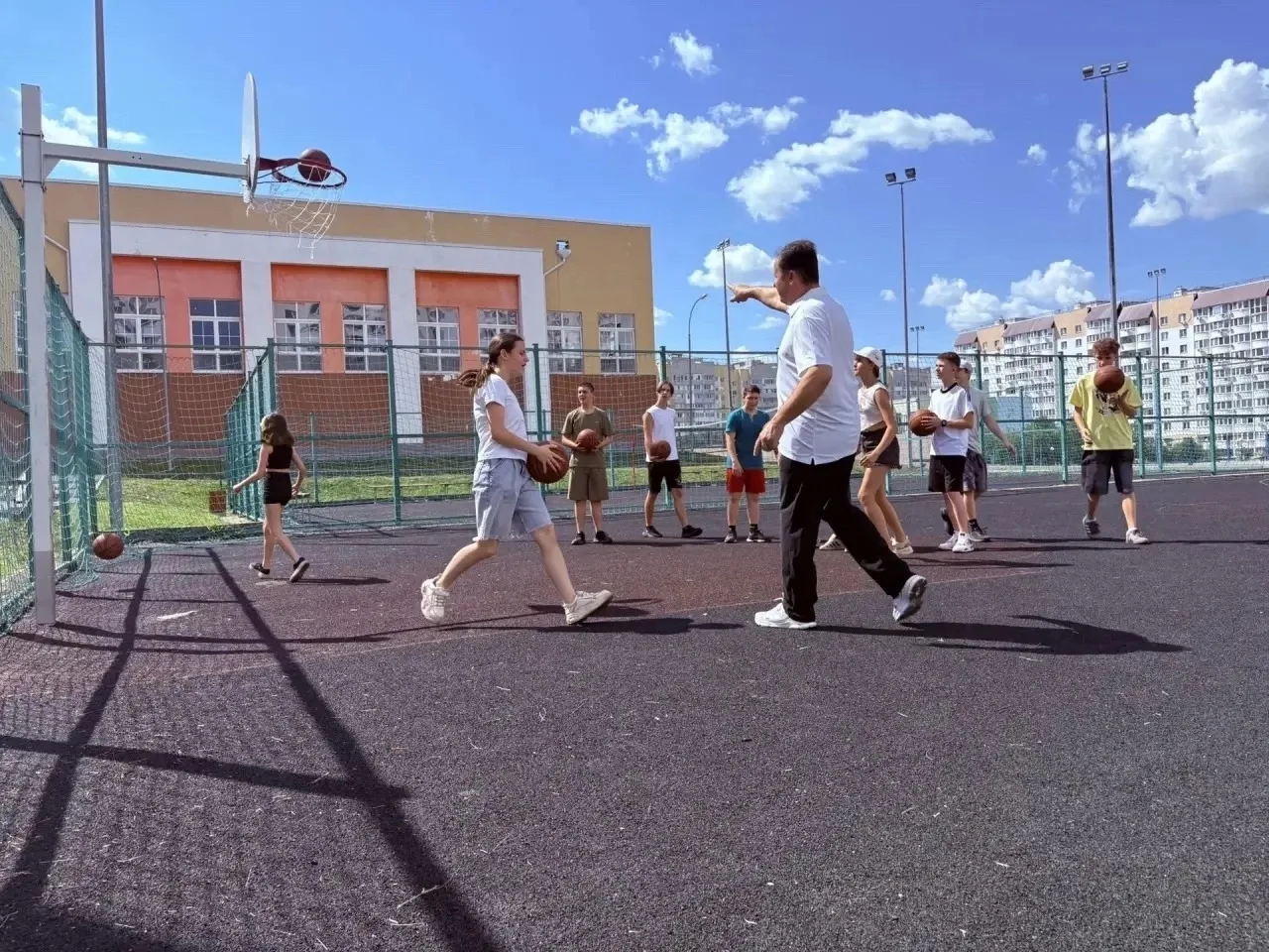 🏀 Лето с «Авророй» — это не только каникулы, это стиль жизни!

🏆Июнь в разгаре, а это значит, что 