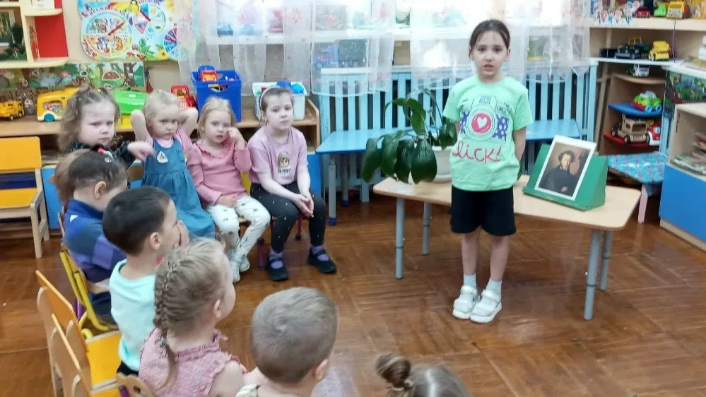 🌞 Летние новости группы «Родничок»! 🌞

📚 Наша летняя «Читайка» открыла сезон — и стартовала она с