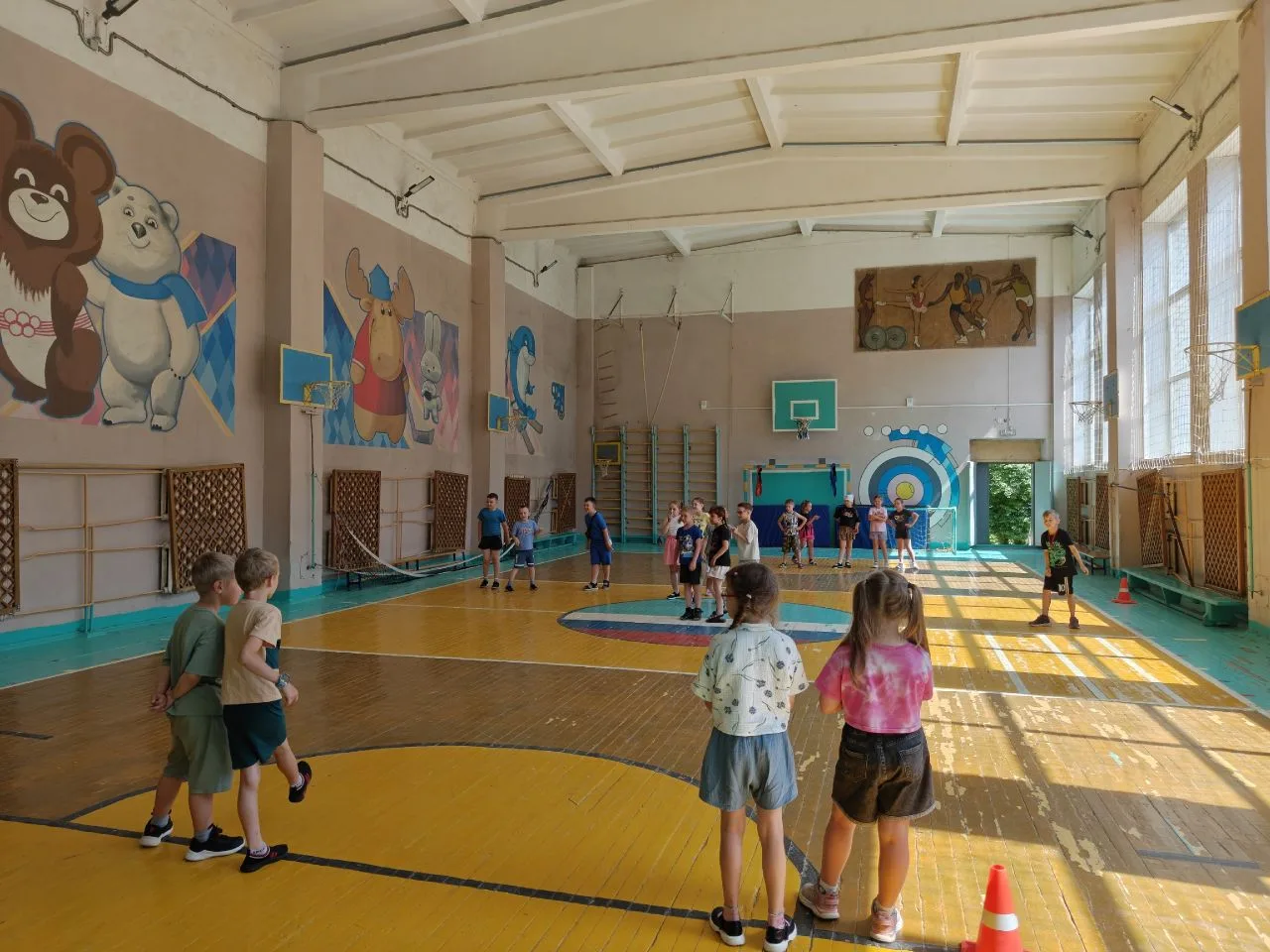 ☀️УРА, КАНИКУЛЫ!☀️
Вчерашний день для наших юных исследователей начался с захватывающих путешествий 