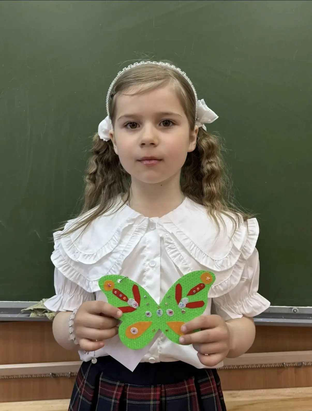 ПОЗДРАВЛЯЕМ!
Туктамышеву Ксению, ученицу 1 «Г» класса, занявшую 3 место в районном этапе городского 