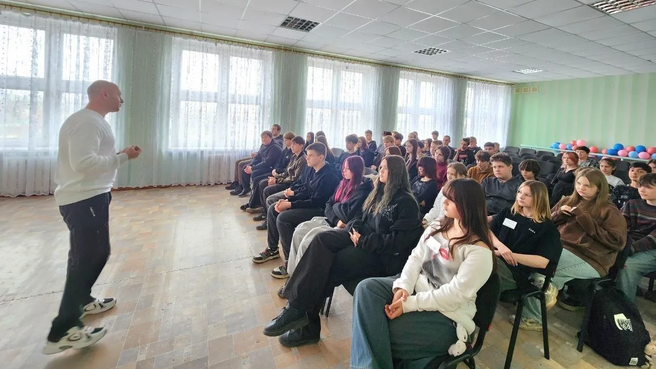 ✅В рамках оперативно-профилактической операции "Чистое поколение - 2026" врач-психиатр-нарколог Поли