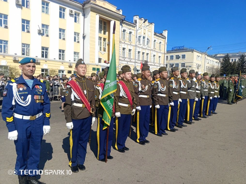9 мая наша школа приняла участие в парадном расчете в Параде Победы в городе Улан-Удэ, посвященной 8