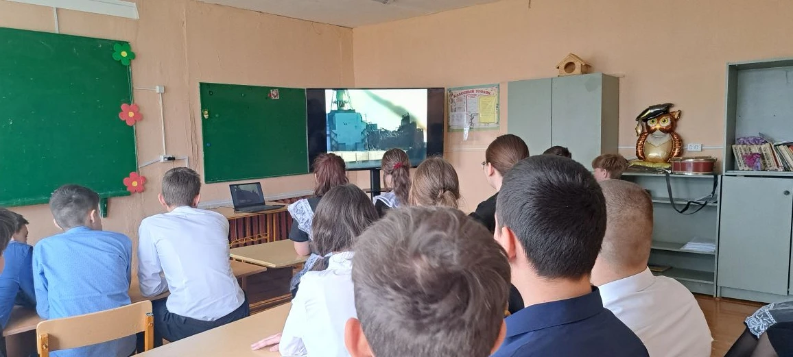 Обучающиеся МОБУ СОШ с.Михайловка приняли участие в просмотре документального фильма "Чернобыль'.
40