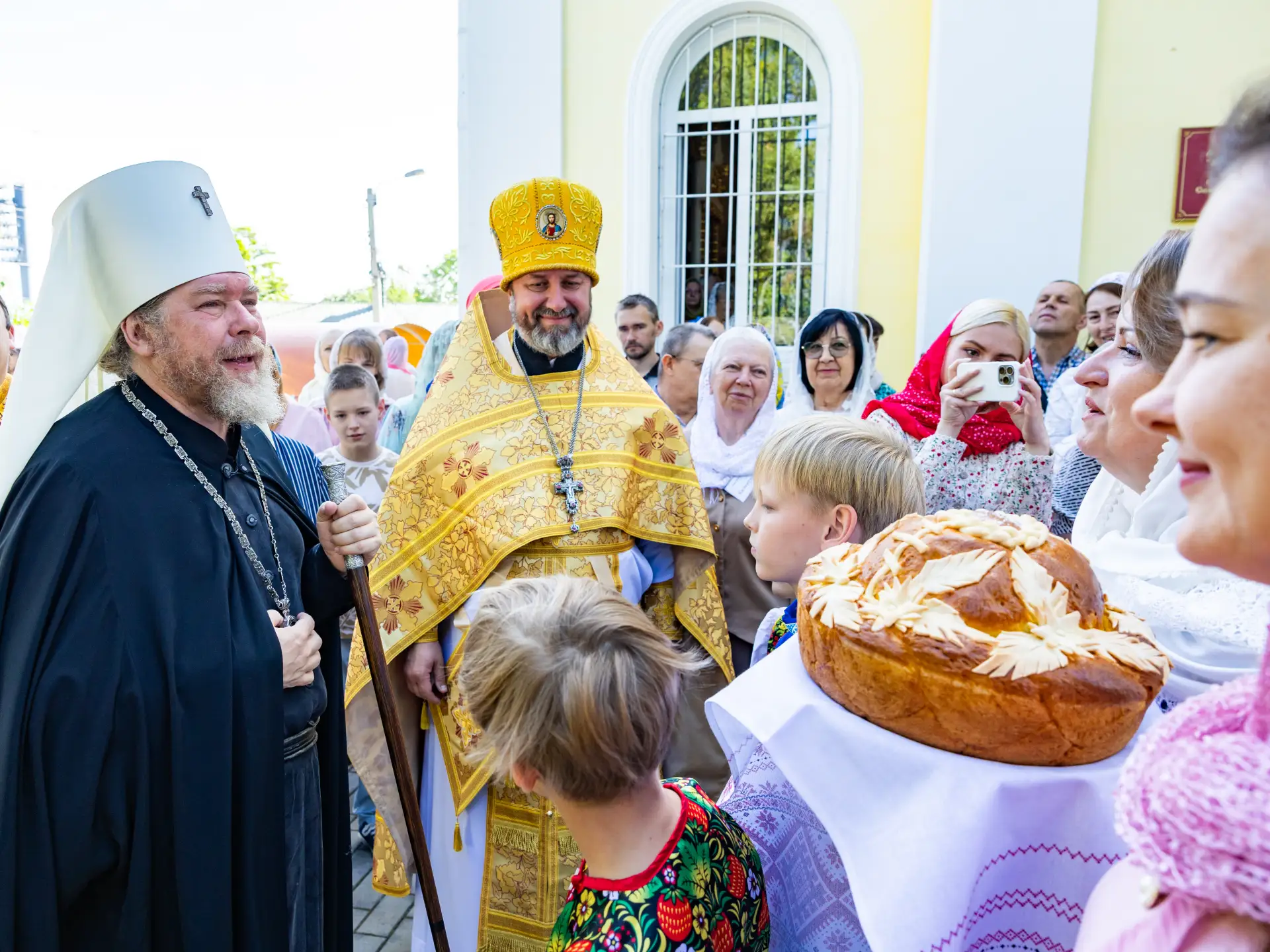 🙏 Митрополит Тихон совершил Литургию в храме Всех святых города Симферополя

7 июня 2026 года, в Не