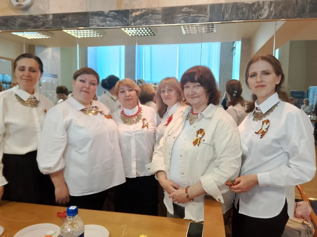В преддверии великого праздника, Дня Победы, наши педагоги  проявили активное участие в патриотическ