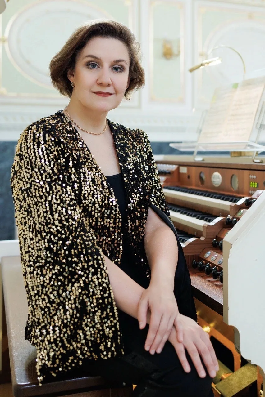 Летний орган в Капелле 🎹✨

В июле приглашаем вас на три совершенно разные встречи с королём музыкал