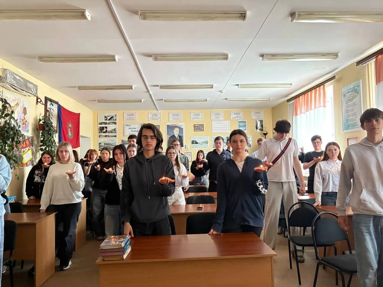 🙏Студенты погрузились в трагическую атмосферу начала Великой Отечественной войны, просмотрев докуме