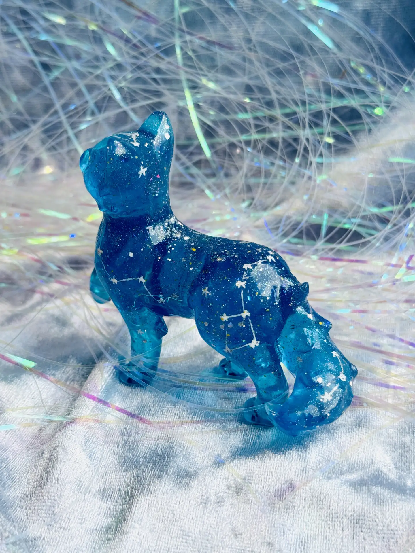 Новая фигурка словно спустилась к нам с ночного неба 💫✨

Посмотрите, какая красавица: полупрозрачна