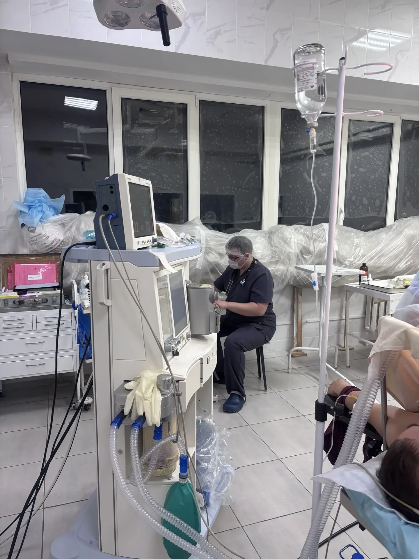 Работа специалистов в Горловке

Наши сотрудники поделились фотографиями рабочего процесса в Донецкой