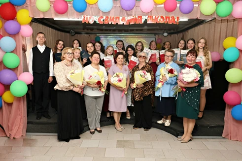 ЗВЕЗДНЫЙ ЧАС!
22 мая на сцене Уржумской детской школы искусств молодые, творческие, увлеченные искус