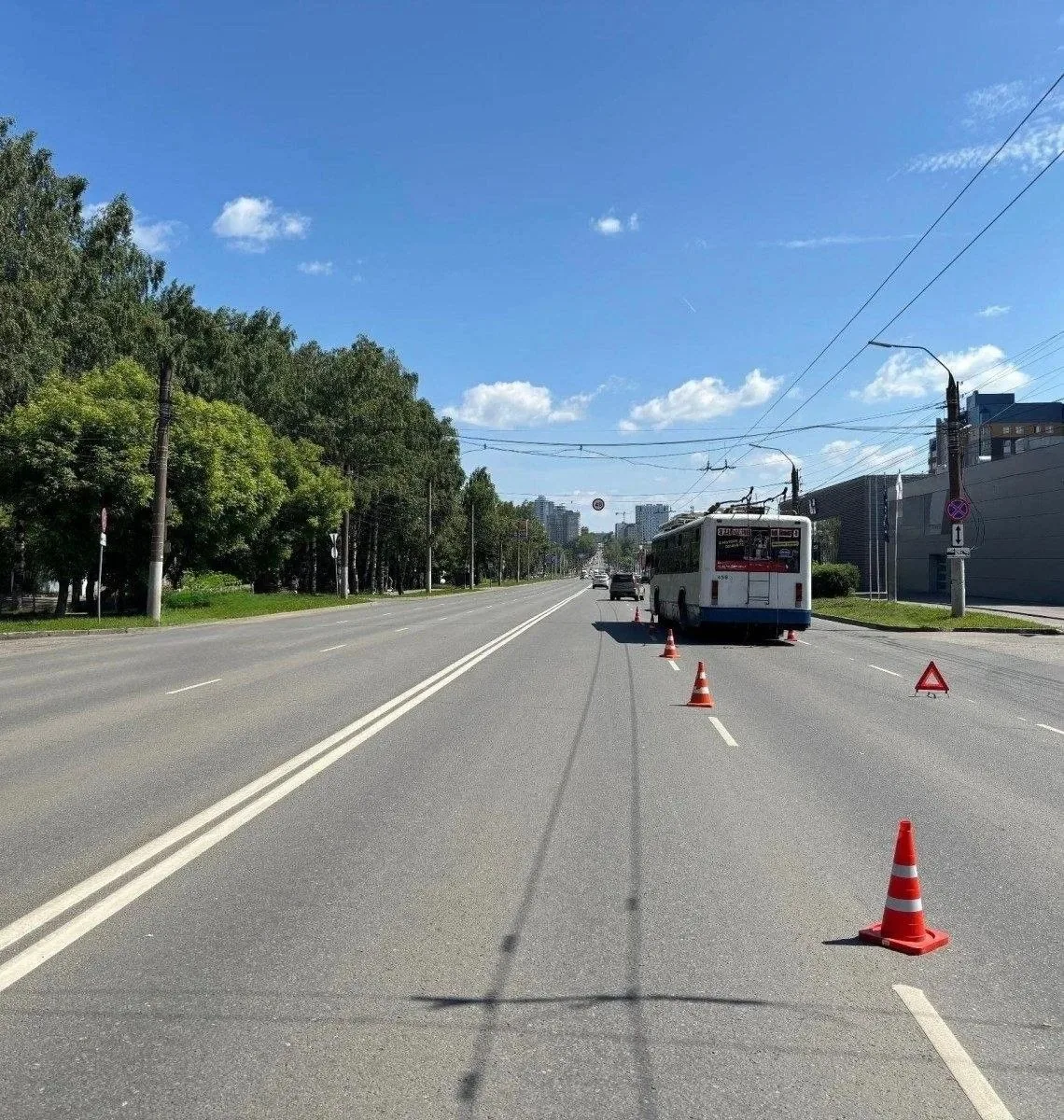 📌В Кирове троллейбус насмерть сбил пенсионерку.

В Кирове произошло смертельное ДТП с участием трол