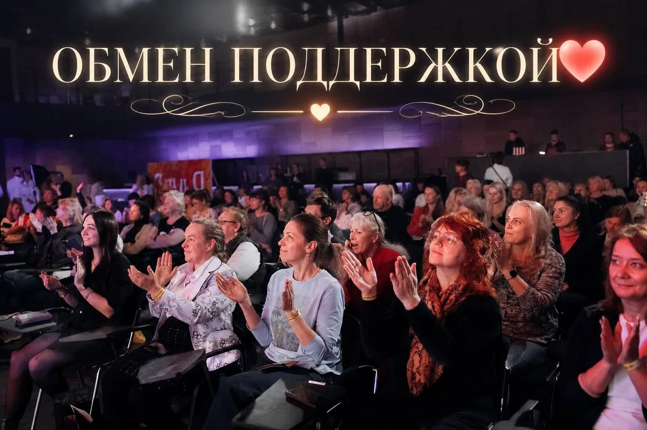 Матитяне, общий сбор. Нам нужно поговорить по душам 🤍

Без поддержки в творчестве легко опустить ру