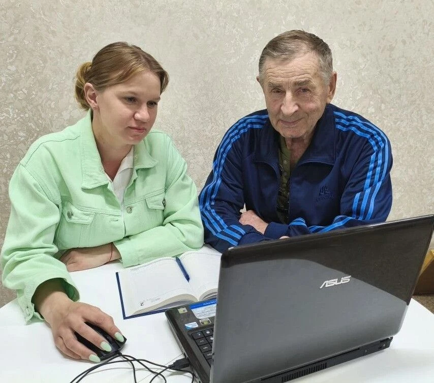 ✨Не просто помощь, а настоящая поддержка: как меняется профессия социального работника✨ 

Часто при 