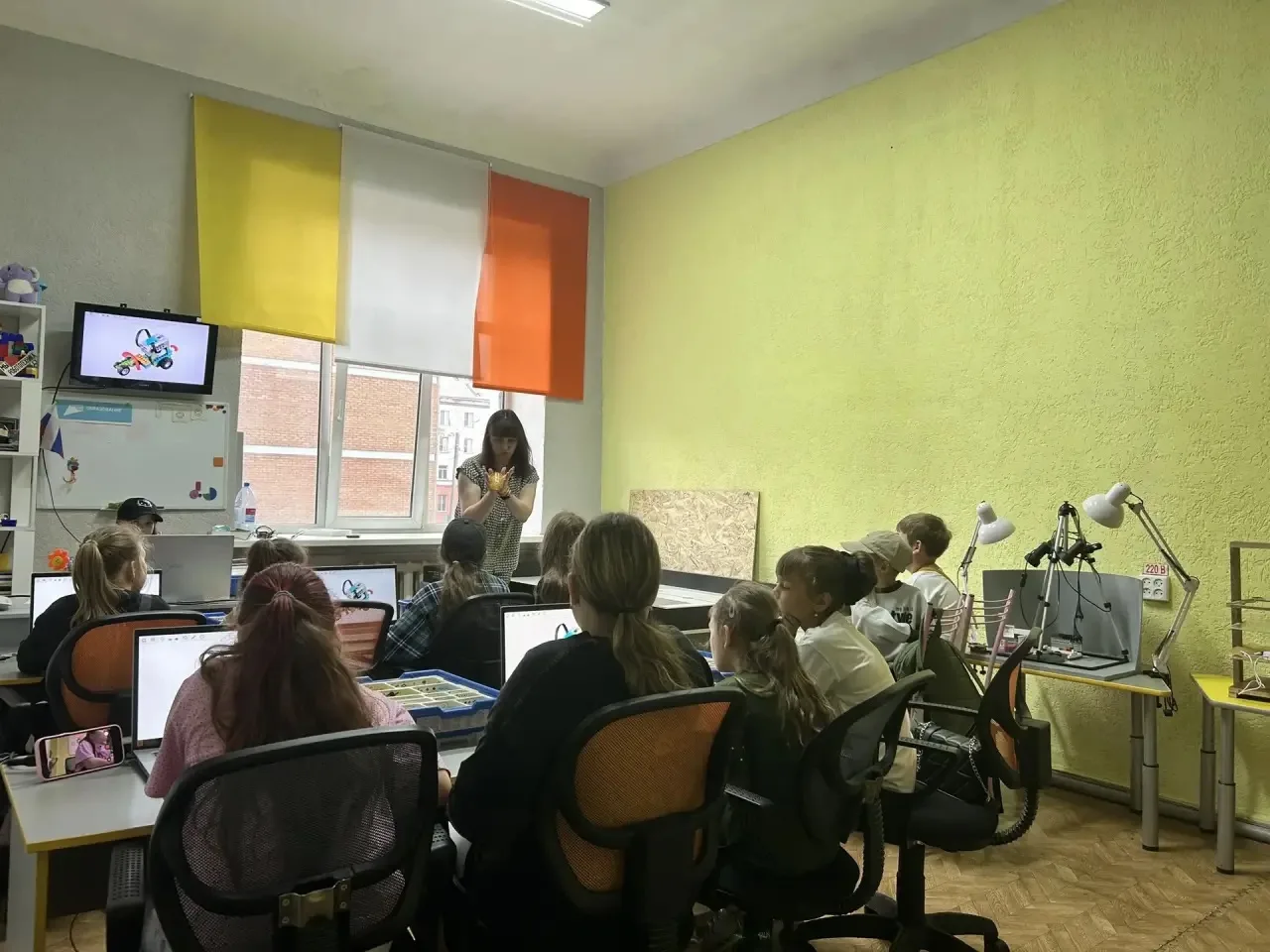 | 7️⃣ ДЕНЬ В ЛАГЕРЕ ДНЕВНОГО ПРЕБЫВАНИЯ "РАДУГА" 🌈|

Седьмой день в лагере прошёл под знаком заботы