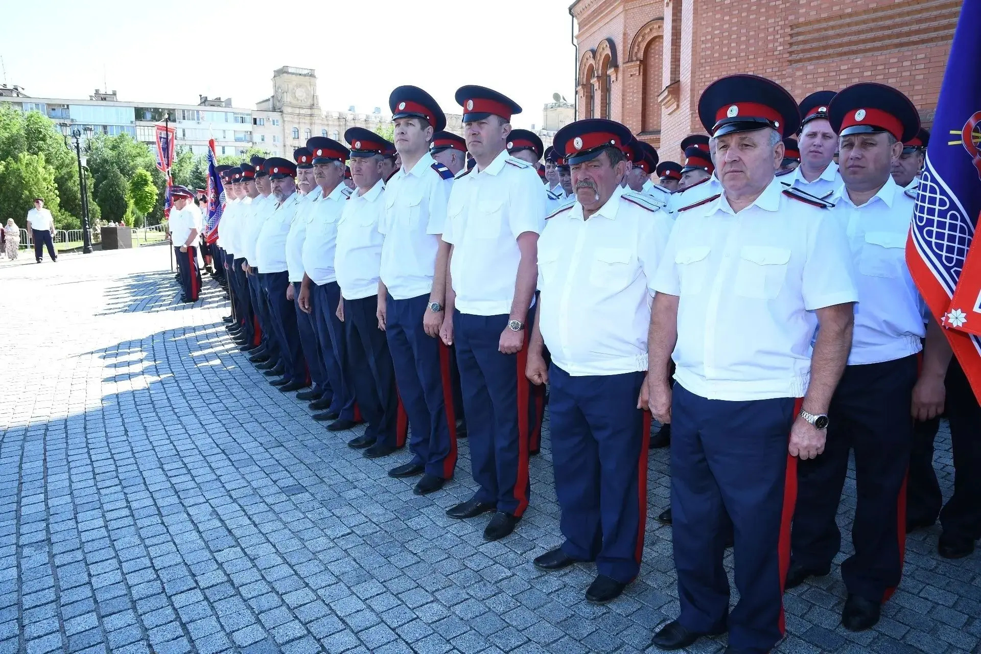 В воскресенье в Волгограде прошли торжества в честь Урюпинской иконы Божией Матери 🕊️⁣

В день праз