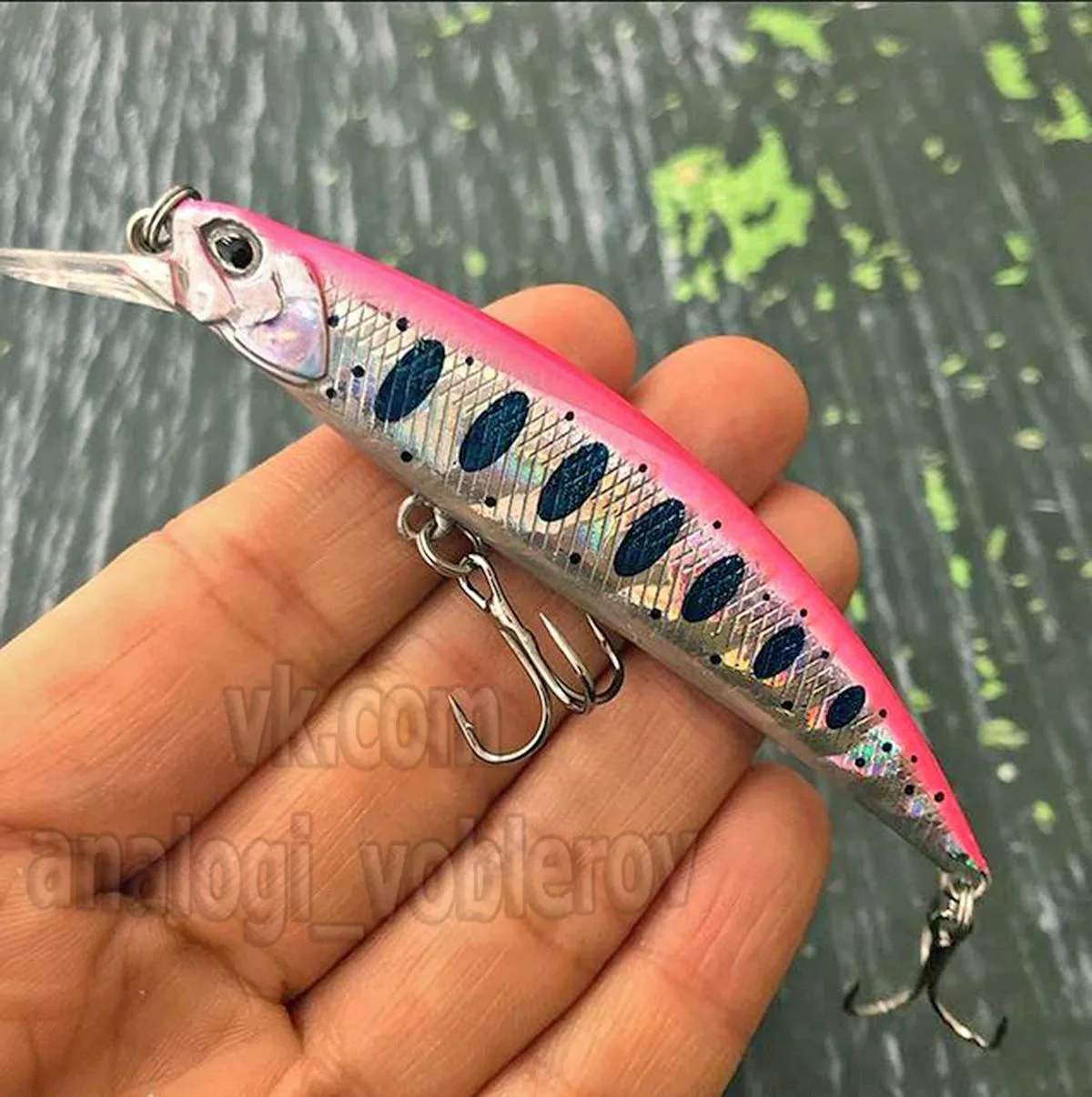 Копия - DUO Spearhead Ryuki 80S SW

(80мм / 12g) - Тонущий воблер с морскими крючками

✅Копия воблер