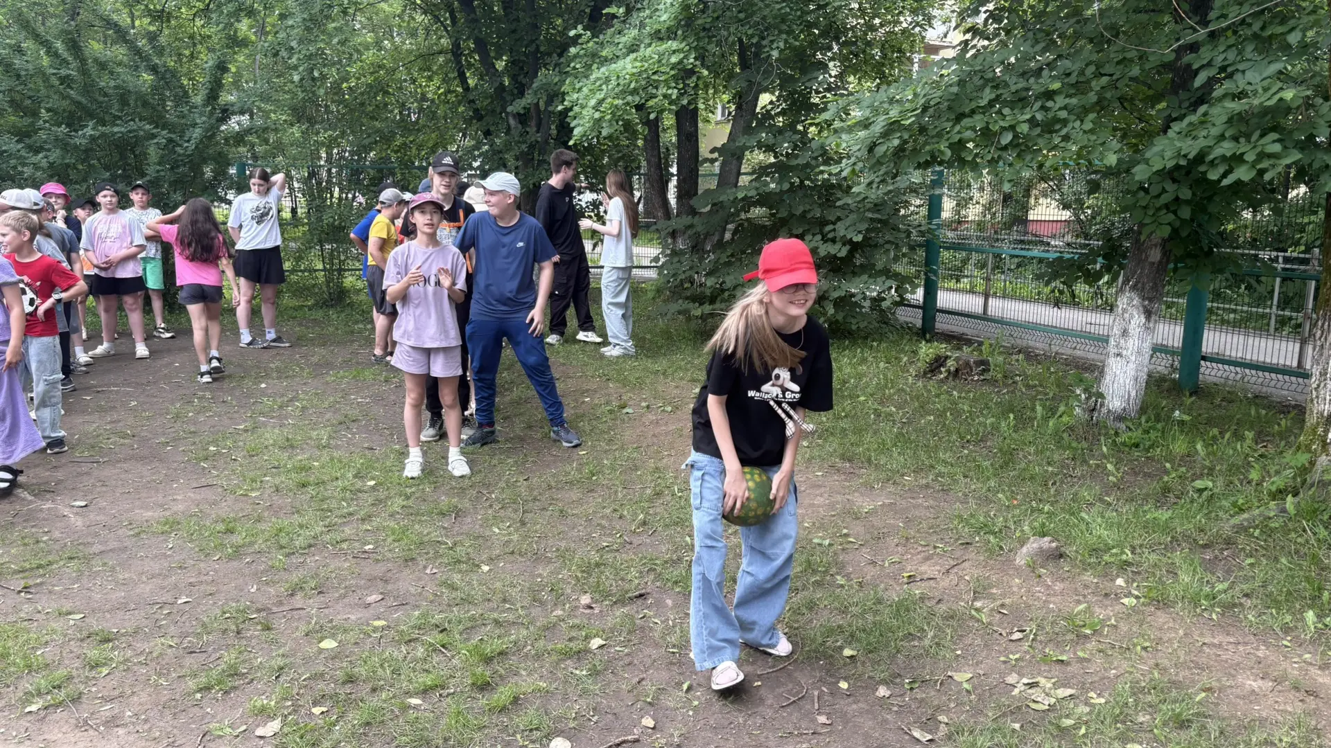 Сегодня у ребят из лагеря «Наследники Победы» был насыщенный и интересный день!

Мы побывали на экск