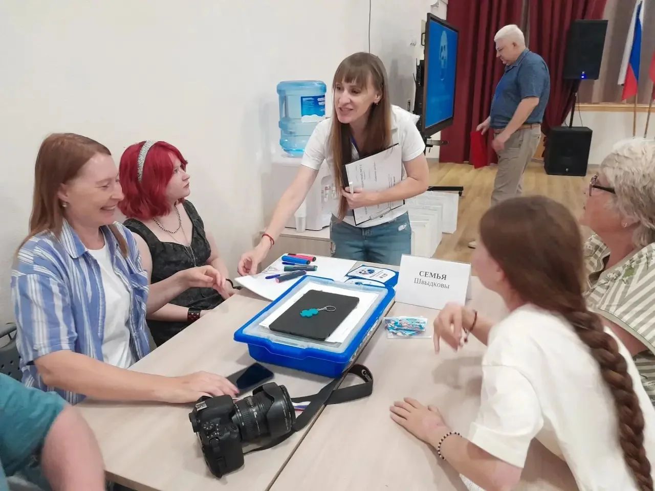 20 июня в МБОУ "Боровихинской СОШ" две семейные команды от нашей школы стали участниками ИТ - квеста