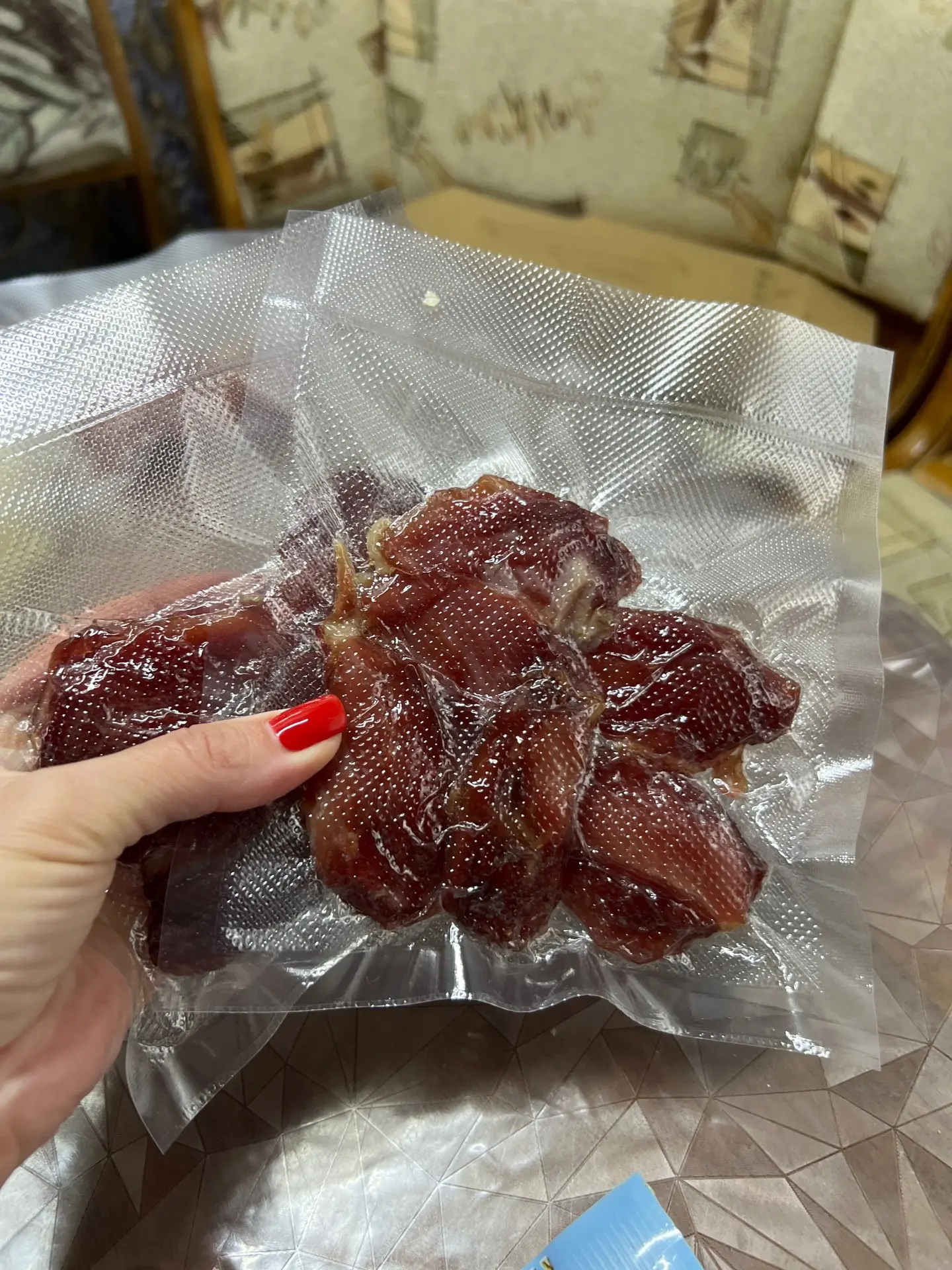 Сыро-вяленое мясо . Филе. Упаковка 100гр/200₽