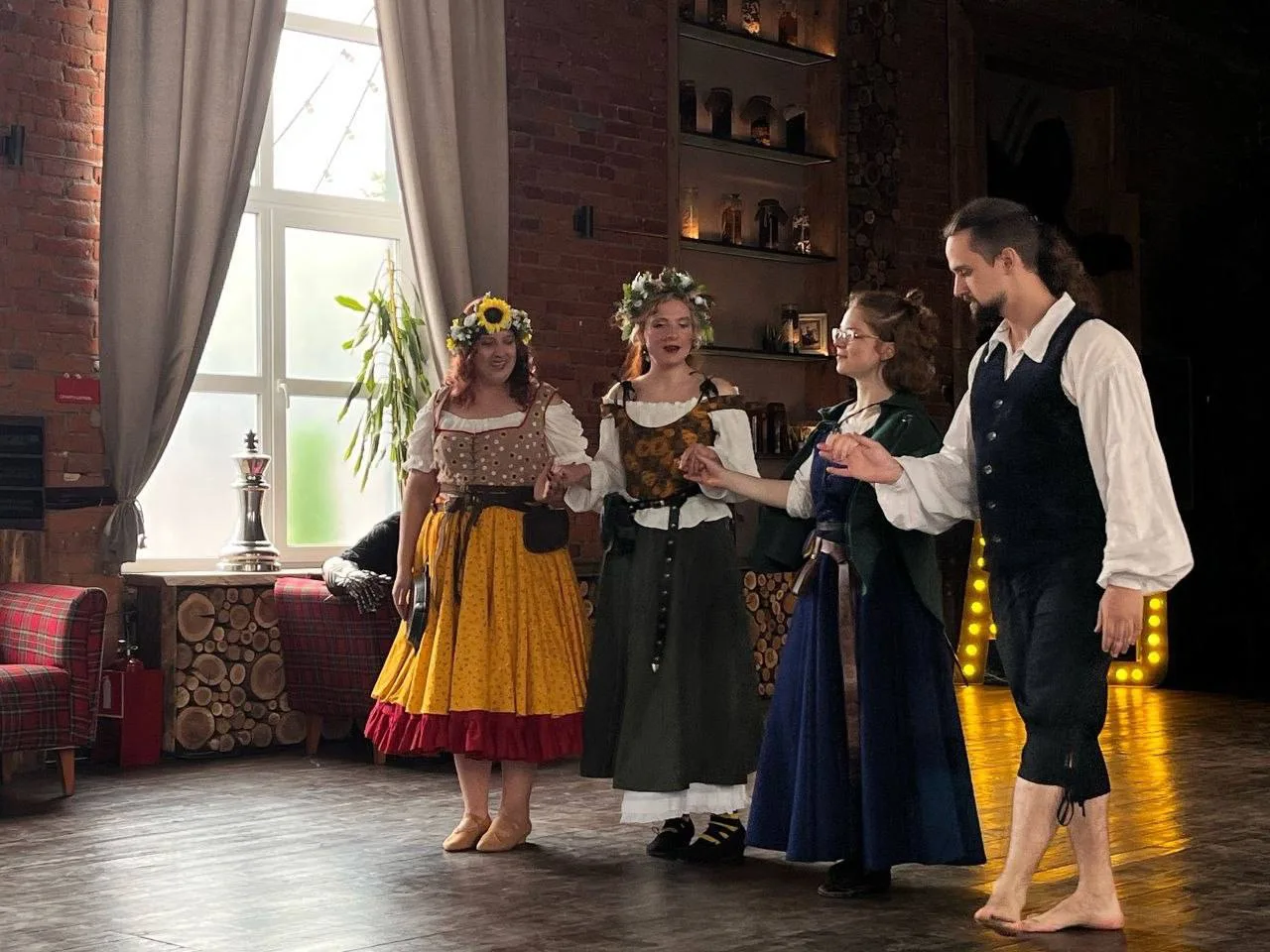 Сегодня! Бал под открытым небом «Сады Люмерии» в Ландшафтном парке Митино 💃🏼 

Событие перенесет у