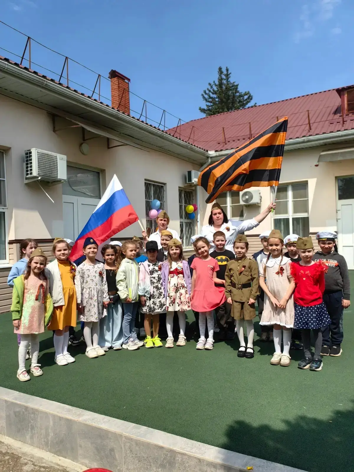 Сегодня в нашем саду состоялось торжественное мероприятие, посвященное Дню Победы. Этот праздник -ос