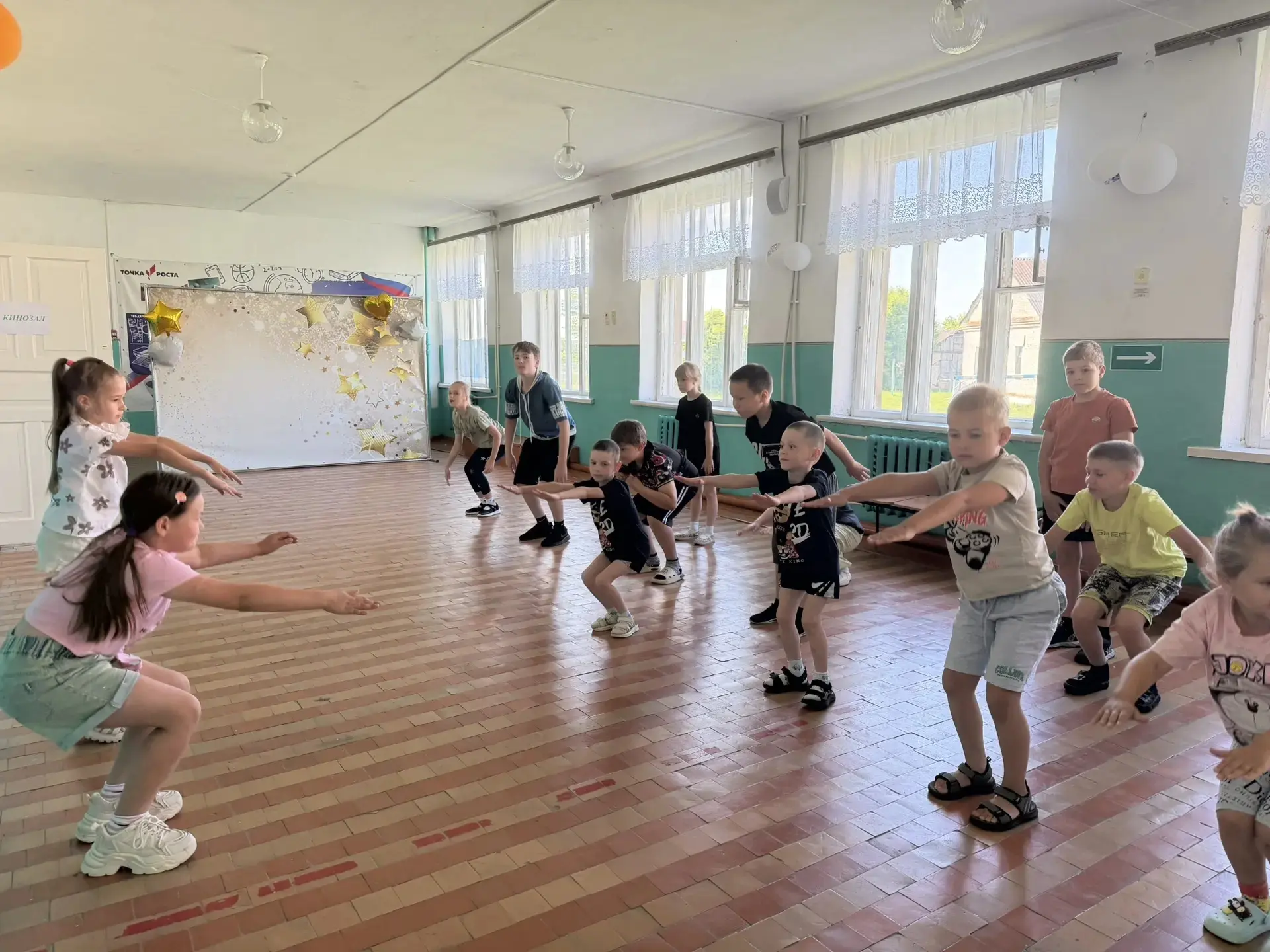 7️⃣ день лагеря "Родничок"🌊

✅Утро началось с зарядки под энергичную музыку.

✅После завтрака ребят