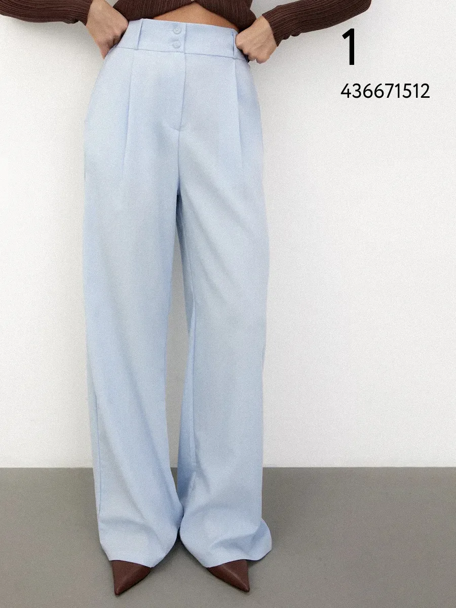 #блуза #брюки #рубашка #сумка #туфли

1. Брюки (арт: 436671512)
от 40 до 52 — 2 864 ₽

2. Сумка (а