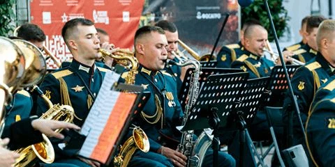 Выступление военного оркестра войсковой части 5129 Центрального округа войск национальной гвардии 🎺