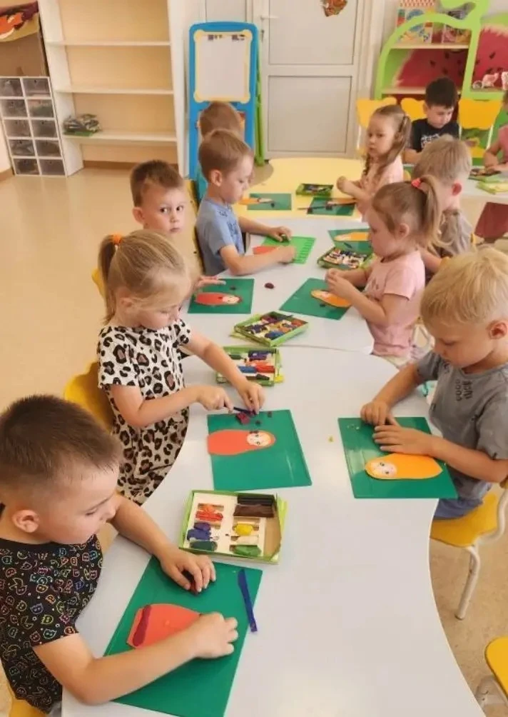 🇷🇺 ДЕНЬ РОССИИ ГЛАЗАМИ ДОШКОЛЯТ: ТВОРЧЕСТВО, ИГРЫ И ЛЮБОВЬ К РОДИНЕ! ✨🌸

С 8 по 11 июня в дошколь