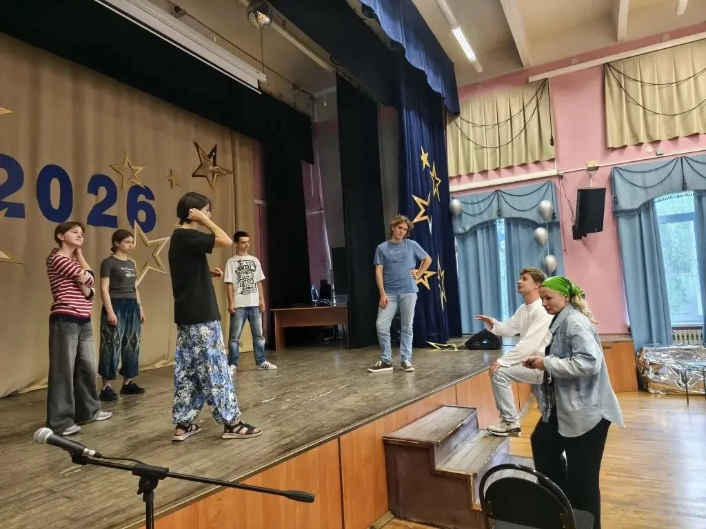 25 и 27 мая актёры театра на Юго-Западе провели мастер классы с ребятами театра студии Феникс и с уч