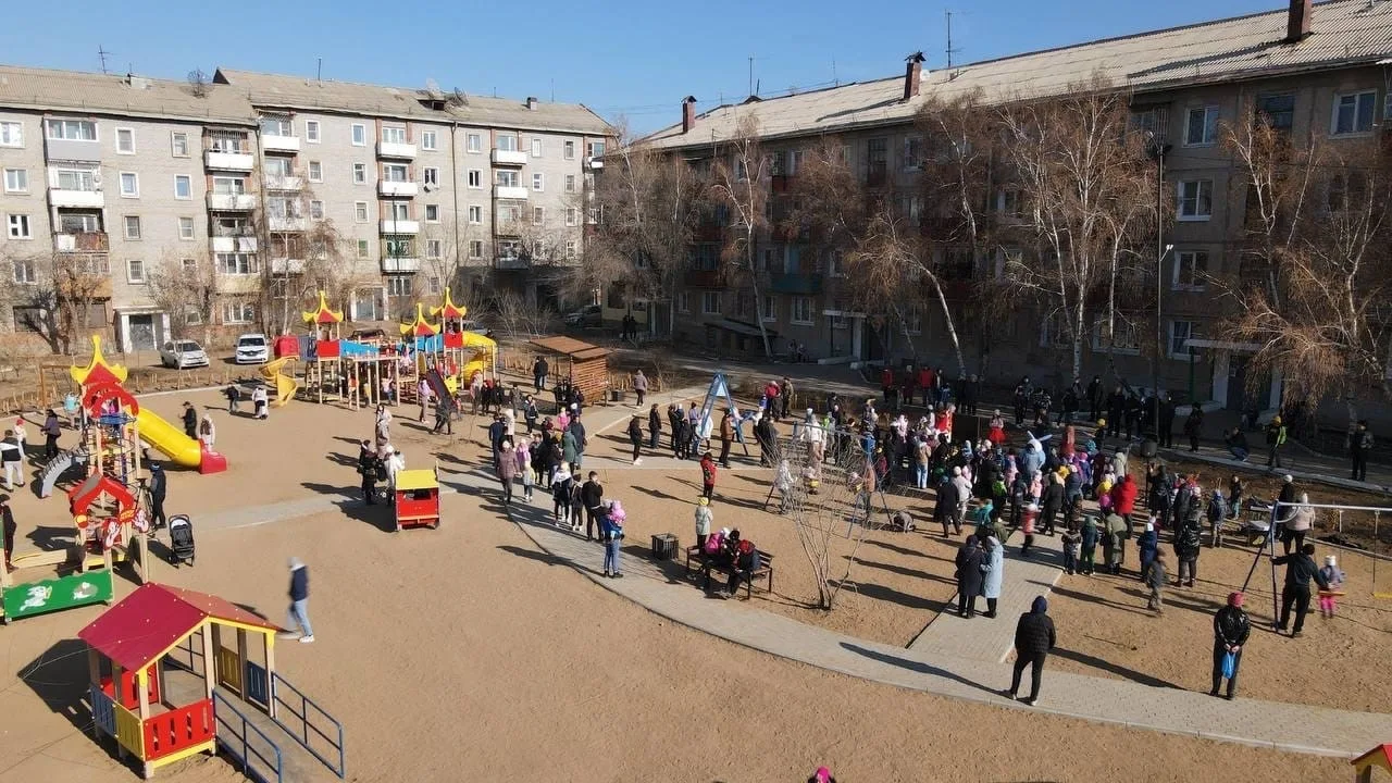 Весь Гусиноозёрск в одном фото 

📸 Делитесь видами любимого города.
Гусиноозёрск — это мы ❤️

⸻
🔸В