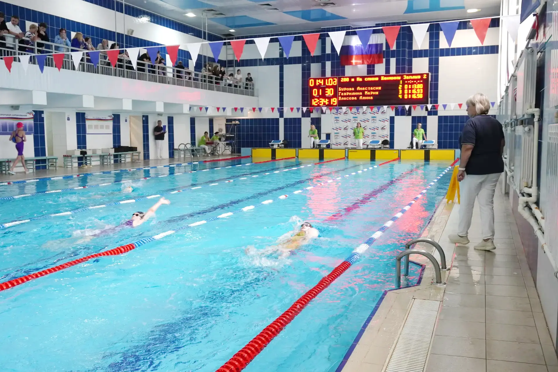 🏊‍♂️ В Ивановской области стартовал Кубок по плаванию

Участие в нём принимает около 200 пловцов со