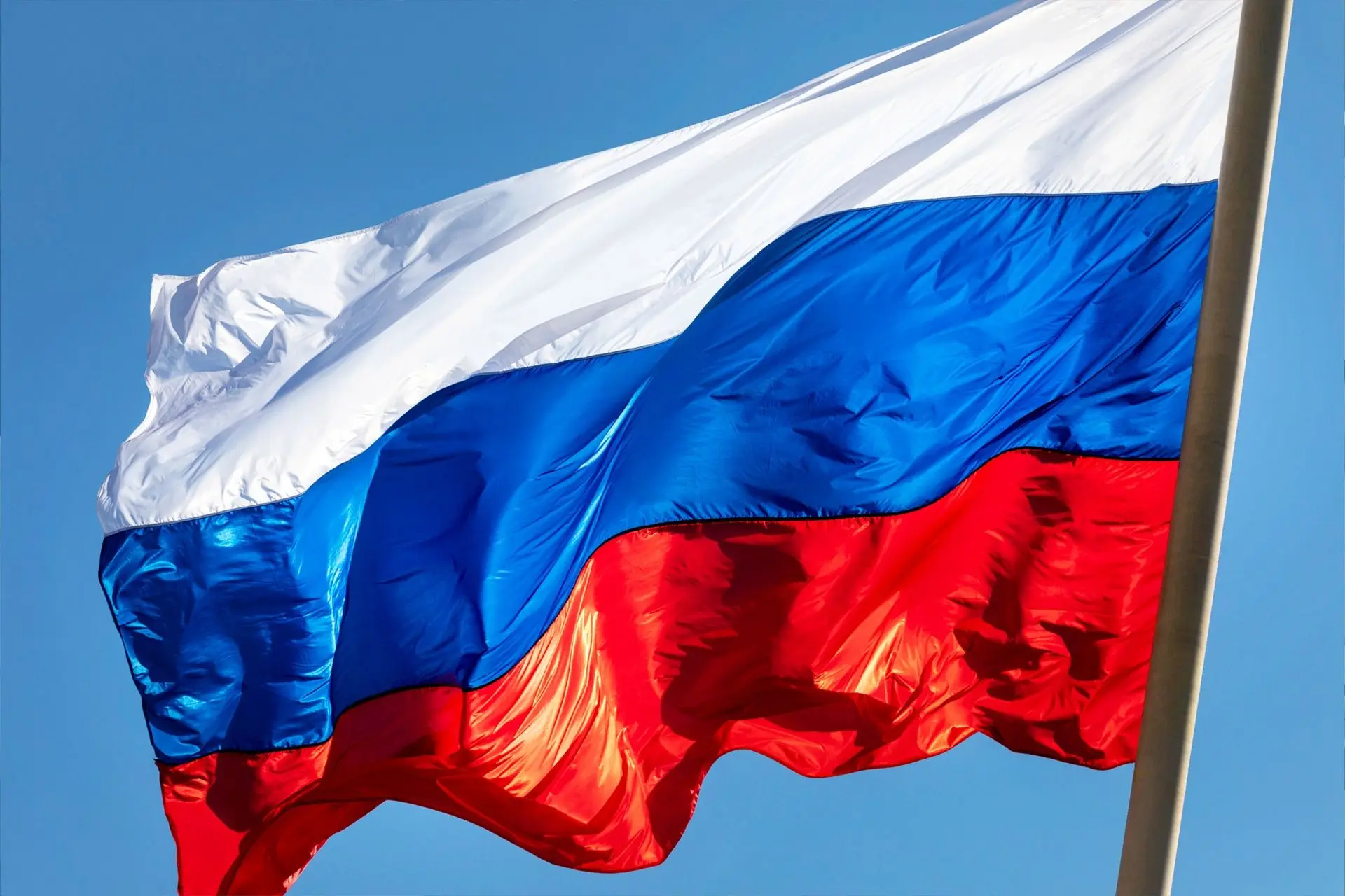 С Днём России! 

Россия — это не только огромная территория, богатая история и уникальная культура. 