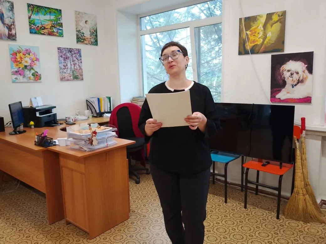 Каникулы продолжаются, и в детскую библиотеку посетил очередной отряд пришкольного лагеря МБОУ СОШ №