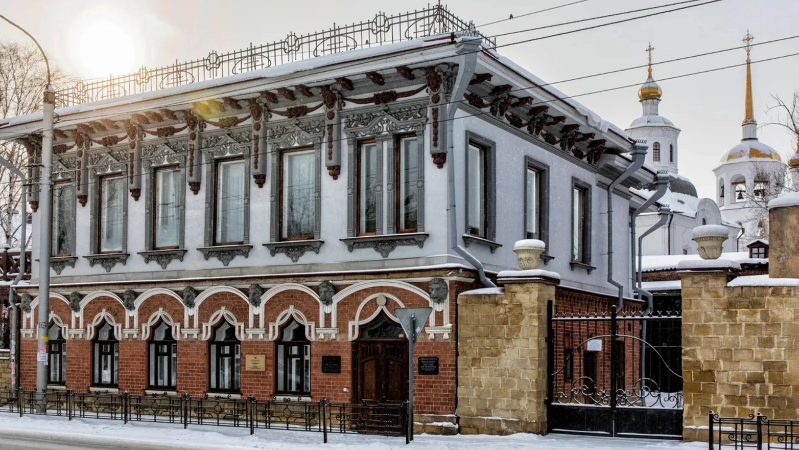 Иркутский Дом литераторов приглашает на экскурсию! Посетить знаменитый «дом со львами» можно в будни