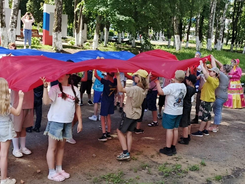 🌼Сегодня. в такой яркий и солнечный день🌼 ,сотрудники нашего досугового центра подготовили и прове