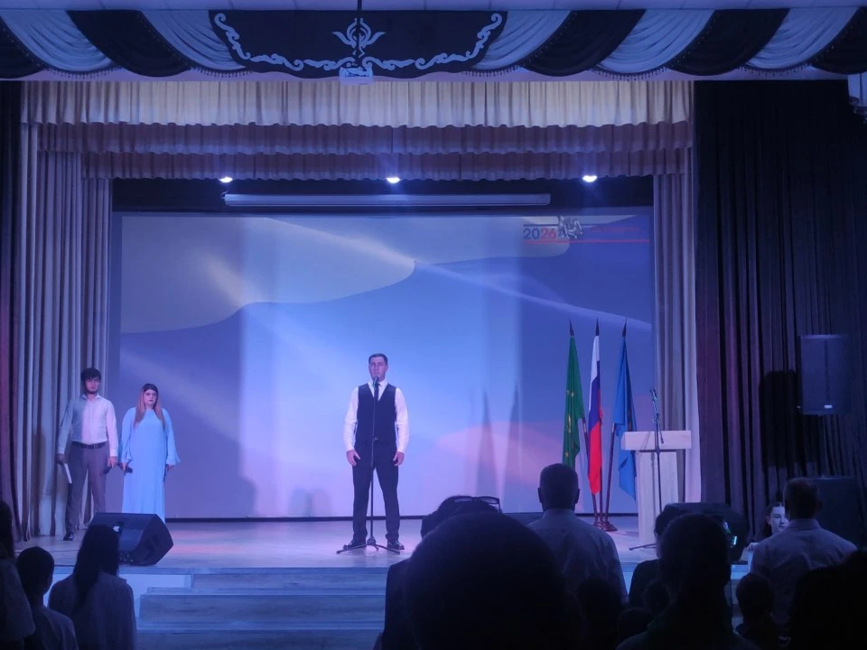 Праздник посвященный "Дню России" состоялся в а.Хакуринохабль, РМЦНК.
День России отмечается ежегодн
