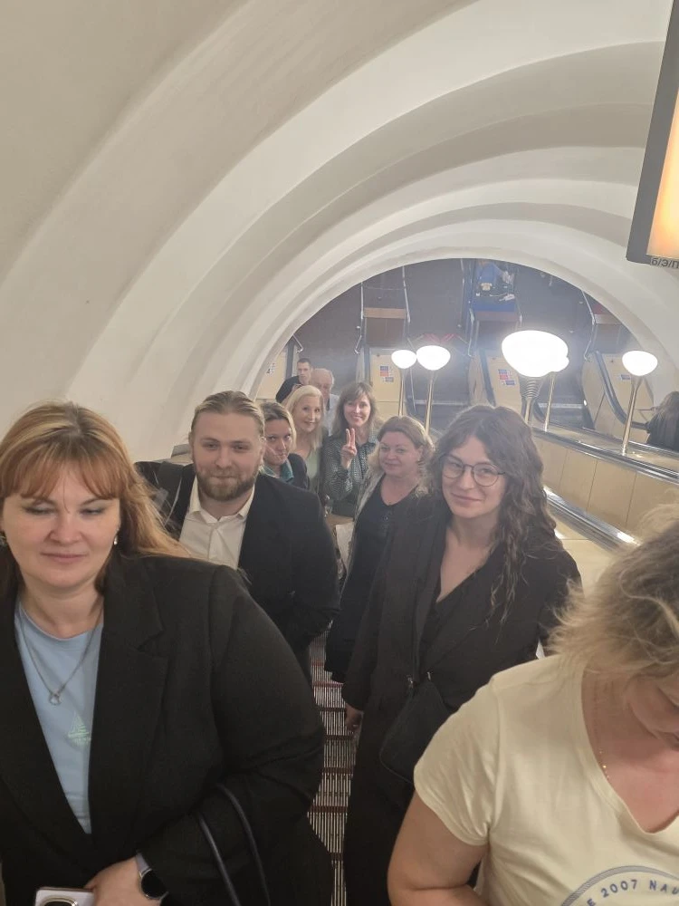 Педагогический состав нашей школы совершил увлекательное путешествие в центр Санкт-Петербурга. Этот 