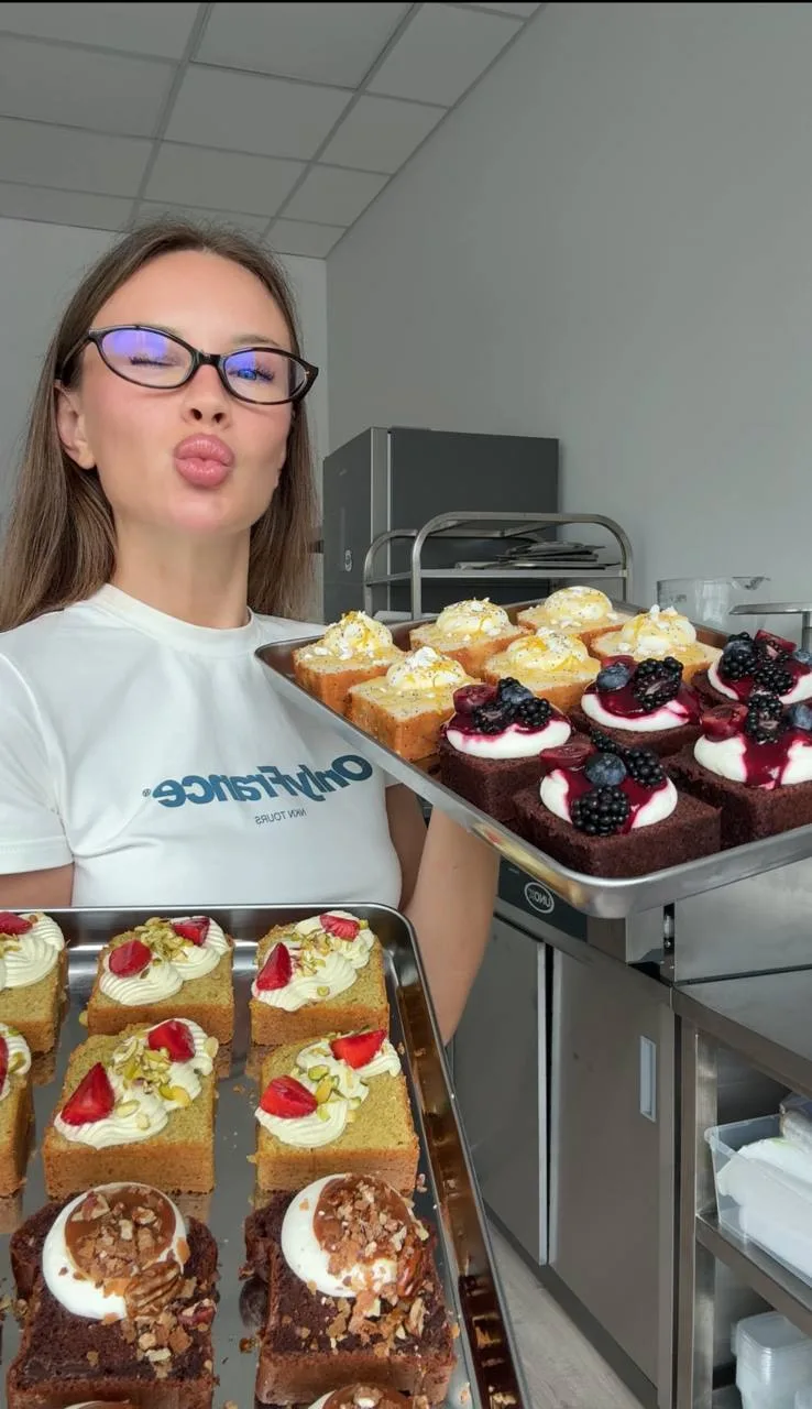 Такое вот утро🤭🍒