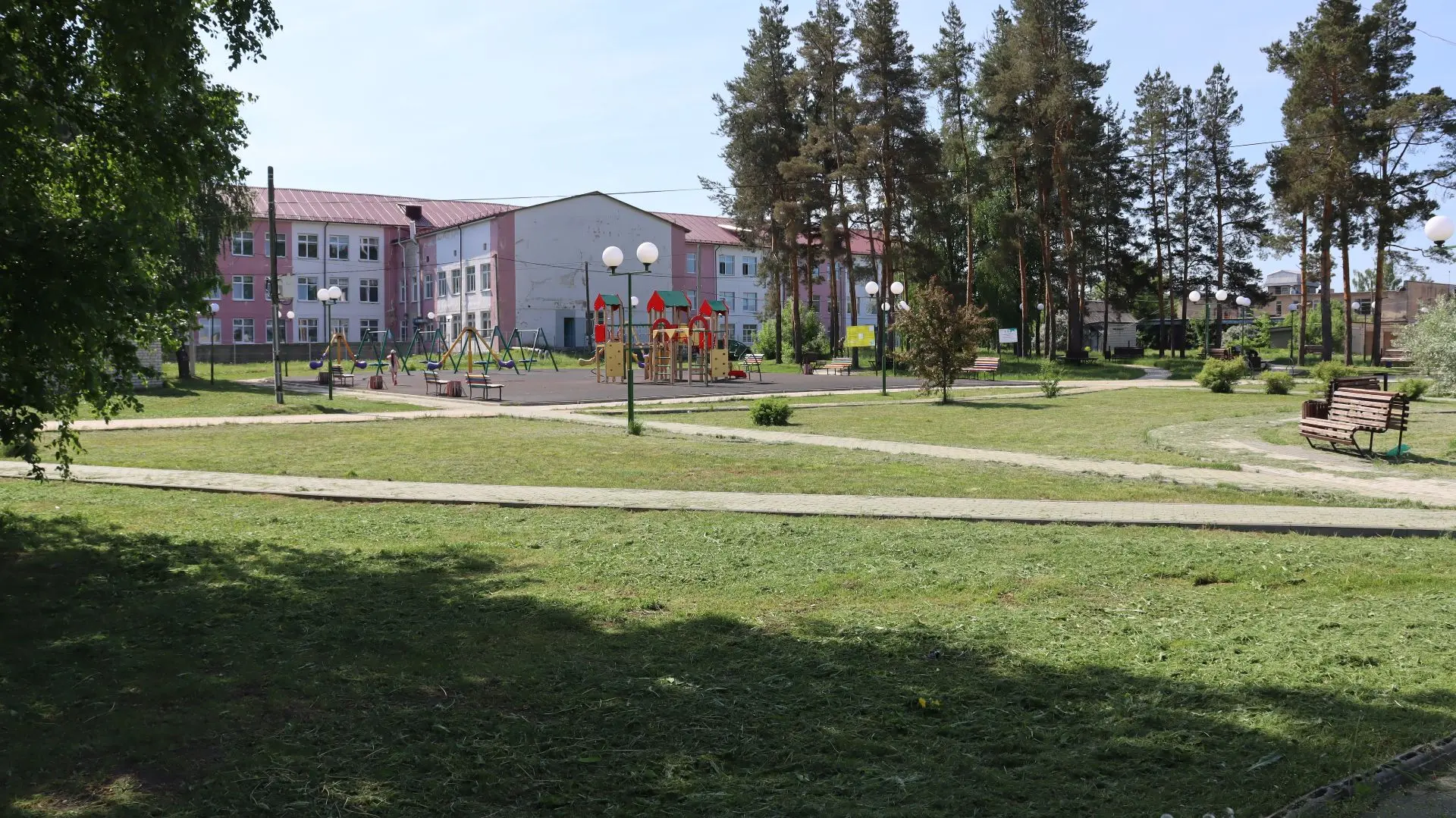 ☀️Лето в Шатках: время ярких красок и солнечных улыбок! 
⁣
📅Добрый день, дорогие земляки! Сегодня, 