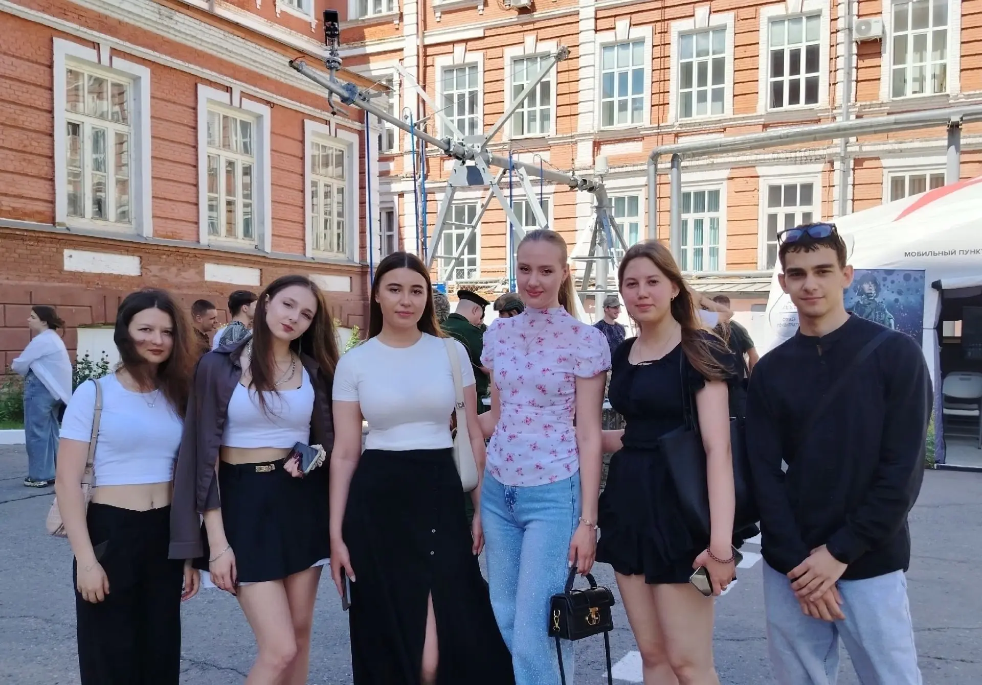 Студенты #ПИУ_РАНХиГС
 попробовали управлять дронами

➡️На базе Вавиловского университета начал рабо
