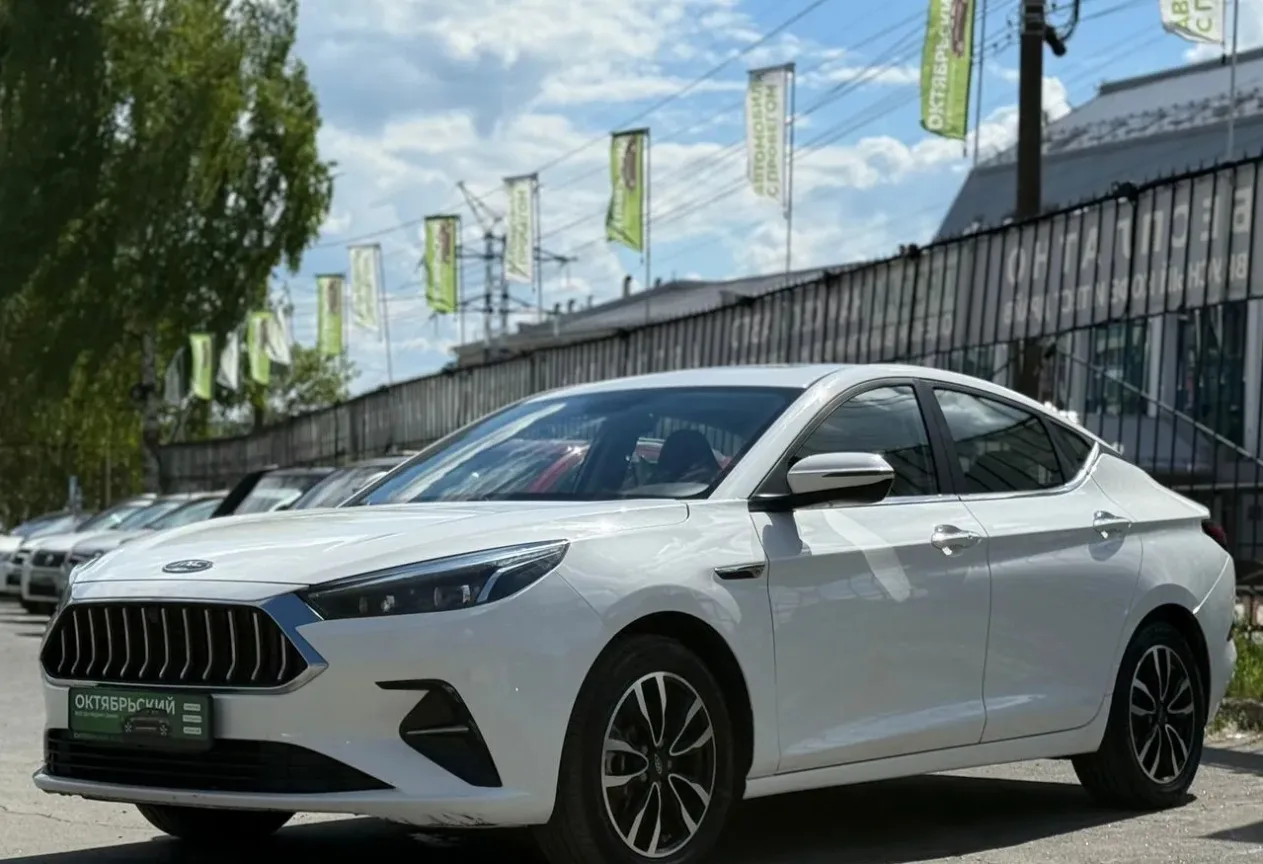 🚘JAC J7 1.5 CVT, 2023, 39 400 км
💰Цена: 1 199 000 ₽
🤝Первоначальный взнос от 119 900 ₽

JAC J7 ’2