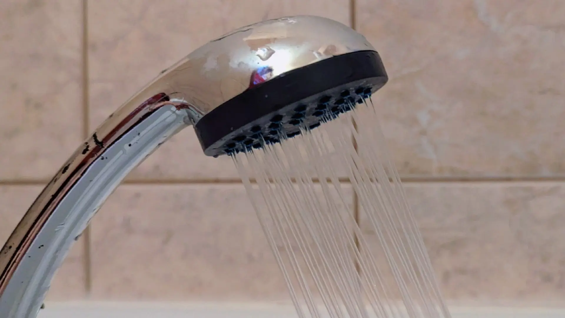В Барнауле стартовал второй этап гидравлических испытаний 💦

На две недели без горячей воды останут