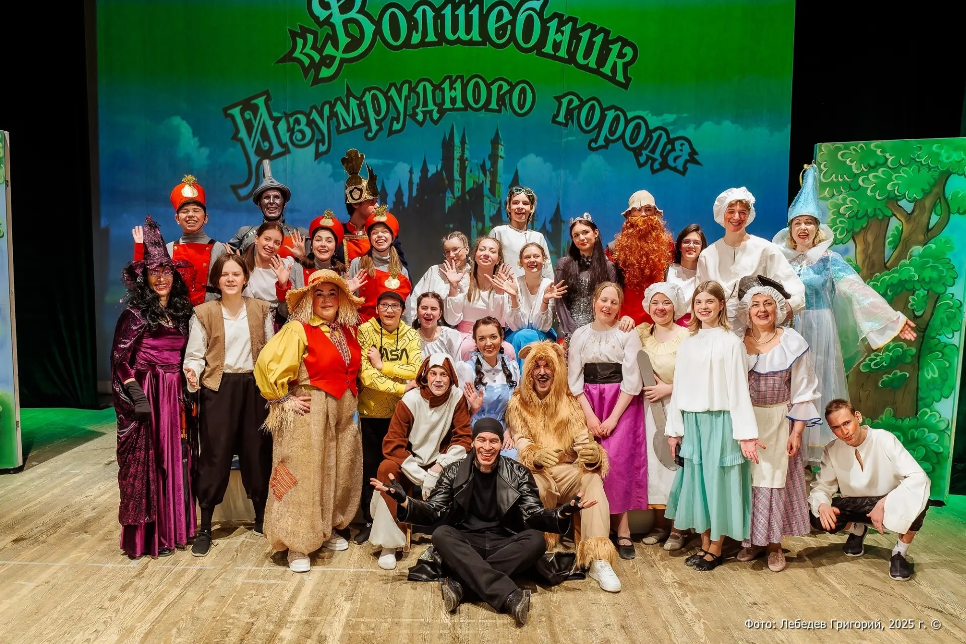 🎭Дорогие друзья! Поздравляем вас с чудесным праздником — Всемирным днём сказок! 🌠

🧚‍♂🧞‍♂🦄🦌В с