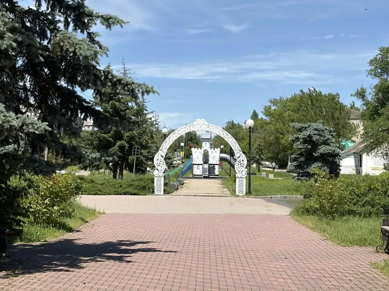 Доброе утро, дорогие земляки! ☀️Пусть этот день начнётся с улыбки и хороших новостей. Желаю вам бодр