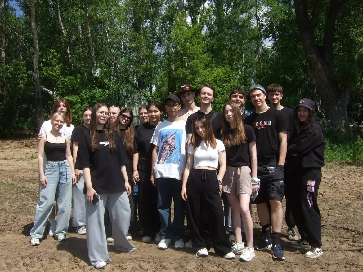 🍀Не боимся работы! 

✨9 июня активисты Студенческого Совета посетили лагерь «Строитель» и навели в 