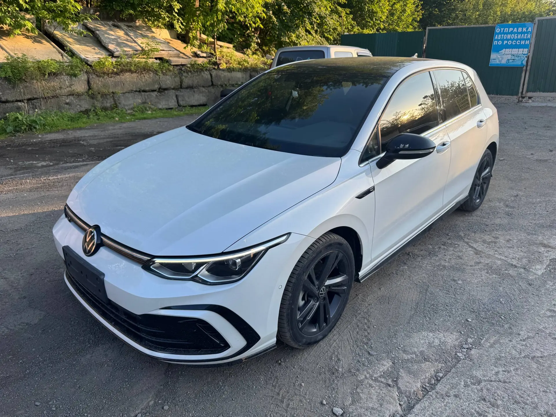 Куплен в Китае для заказчика:

Volkswagen Golf 2022 года
 ▫️Объем: 1,4л / РКПП / 2WD
 ▫️Пробег: 14 0