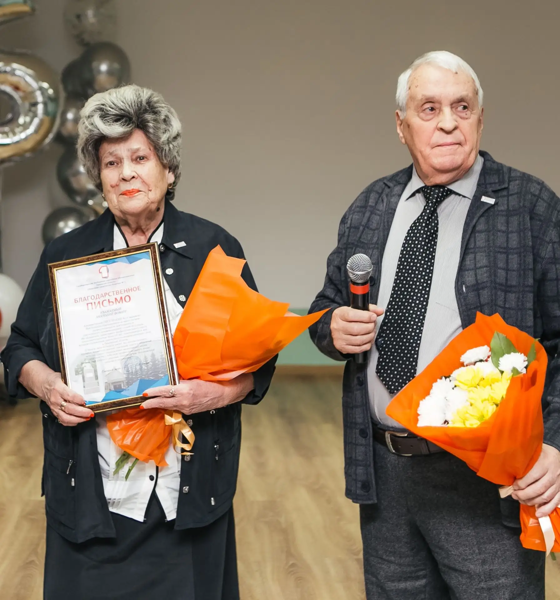 ПРЕКРАСНЫЙ ЮБИЛЕЙ ЖЕНЩИНЫ-ЛЕГЕНДЫ ПЕРВОЙ ОБЛАСТНОЙ!

Свой юбилей сегодня отмечает заслуженный врач Р