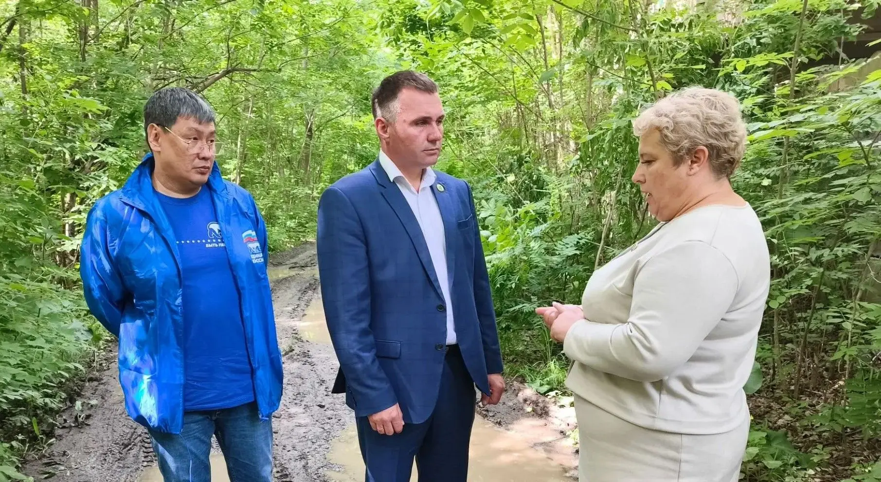 Сегодня выехал в посёлок Мухен для проведения рабочей встречи с участием исполнительного секретаря м