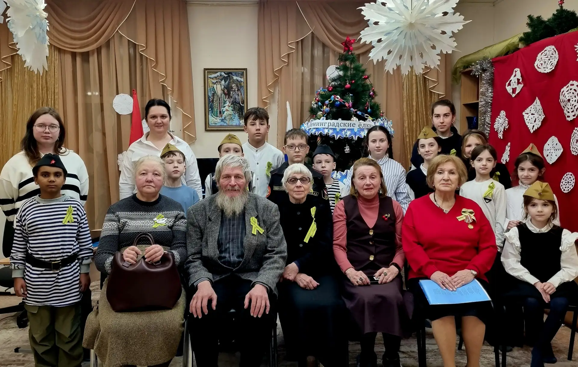 🕊️В течение 900 дней многомиллионный город жил и боролся с врагом. Он выстоял и победил! Во имя жиз